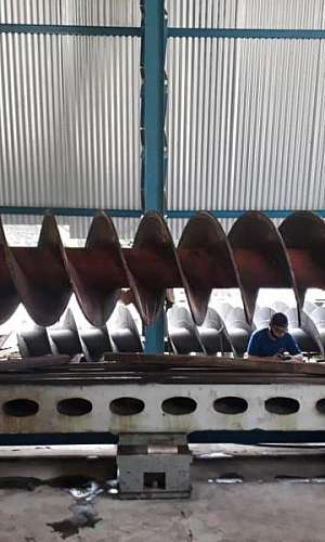 Indústria de usinagem cnc Indústria de usinagem cnc