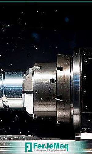 Usinagem com torno mecânico Usinagem com torno mecânico